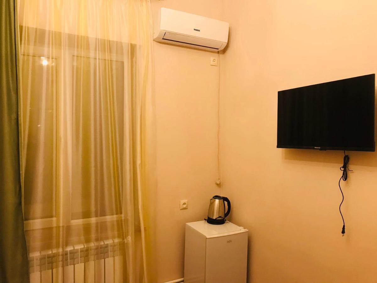 Arm Hotel Ереван Екстериор снимка